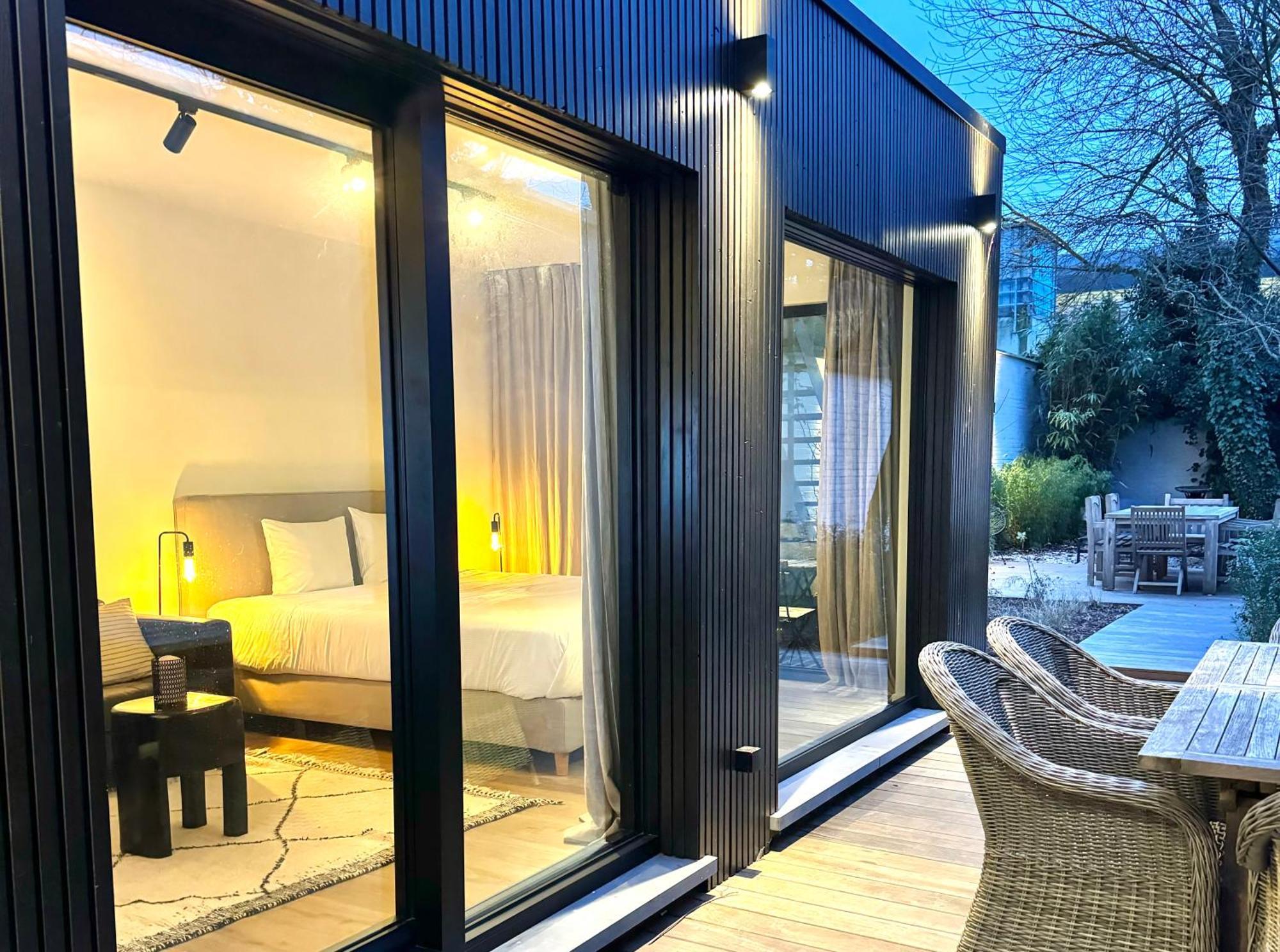 Luxury Apartment With Cosy Garden! Гент Экстерьер фото